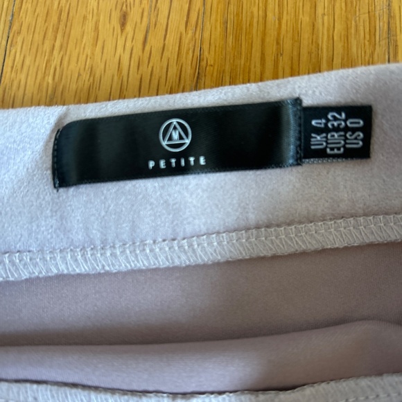 NWOT - Mini skirt - Picture 4 of 6